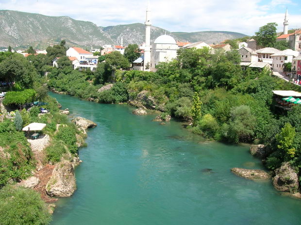 Neretva_at_Mostar2