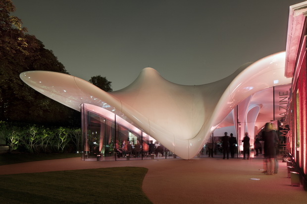 The-serpentine-sackler-gallery-by-zaha-hadid-architects_03