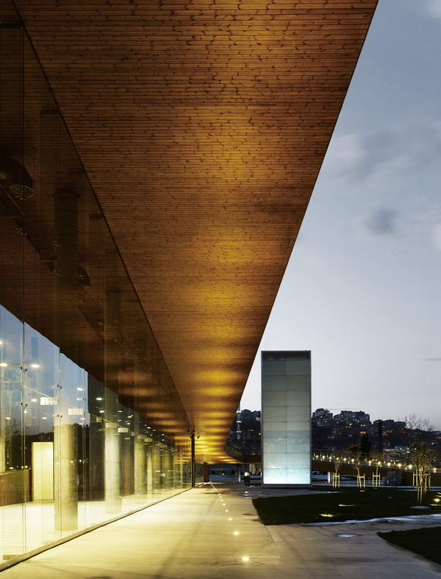 53740371c07a801025000012_ey-p-cultural-center-and-marr-age-hall-emre-arolat-architects_17