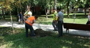 Започна реконструкцијата на паркот во Капиштец