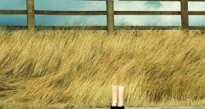 Изложба посветена на Guy Bourdin: Image-Maker