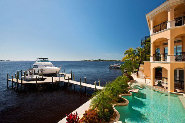 Cape Coral Dream Home to be Auctioned to Highest Bidder