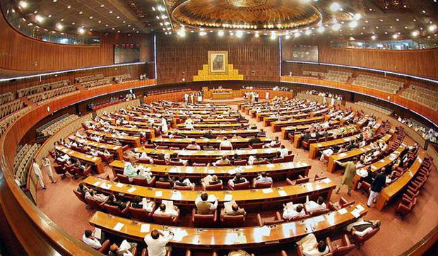 pakistan solaren parlament_1