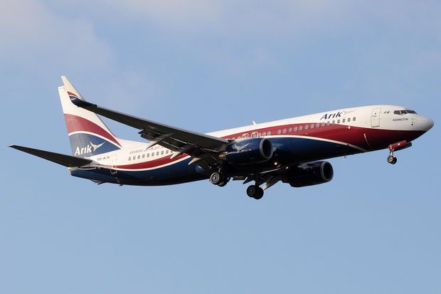 avion Arik_Air_Boeing_737-800