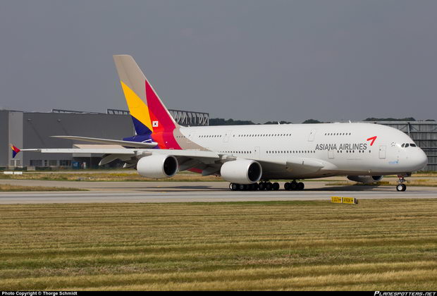 avion asiana airlines-airbus-a380-841