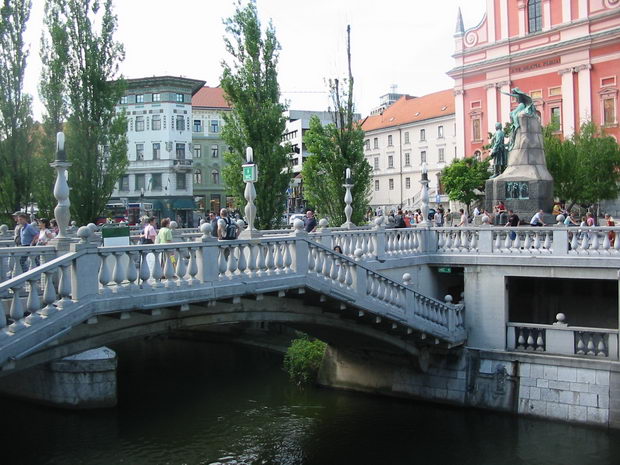 joze-plecnik-tromostovje-ljubljana