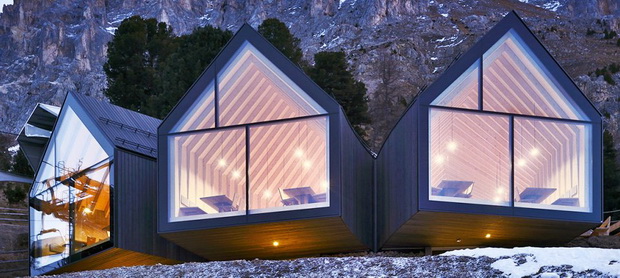 oberholz-mountain-hut-lead-1580x530