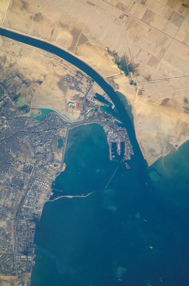 Suez canal3