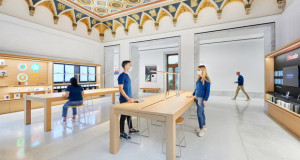 Како Foster + Partners ја сместиле новата Apple продавница во римска палата