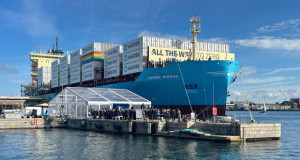 Компанијата Maersk го пушти во сообраќај првиот товарен брод на зелен метанол